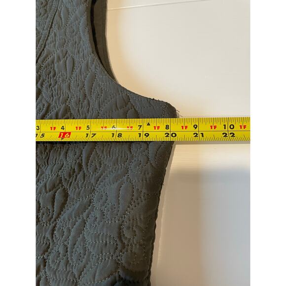 Dress Barn Quilted Vest Lightweight Lined Zip Pockets Dark Green Sz L Casual - Picture 9 of 10